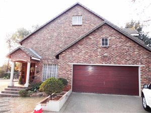 2 Bed House in Clubview