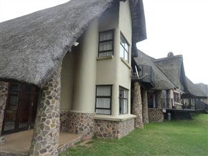 3 Bedroom House in Phezulu