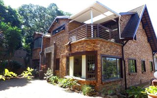 3 Bedroom House in Padfield Park