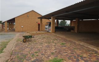 2345 m² Industrial space in Tulisa Park