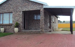 3 Bedroom House in Pacaltsdorp