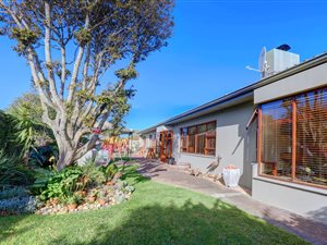 3 Bed House in Bodorp