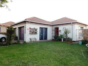 3 Bed House in Rayton