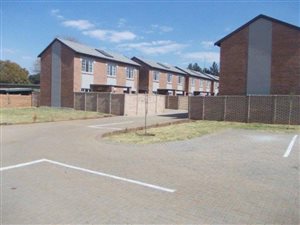 2 Bed Apartment in Raslouw