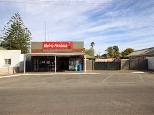 111 m² Retail Space in Oudtshoorn