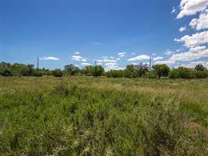 1670 m² Land available in Colesberg