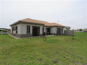 4 Bed House in Mooivallei Park