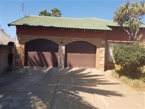 3 Bed House in Declerqville