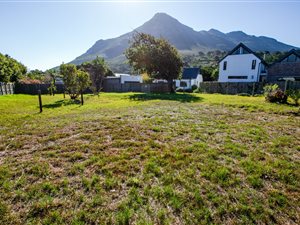 1046 m² Land available in Noordhoek
