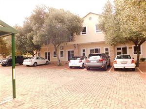 Commercial space in Clubview
