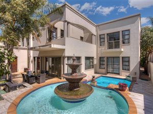 4 Bed Cluster in Houghton Estate