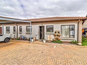 3 Bed Apartment in Dawnpark