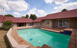 3 Bedroom House in Vorna Valley