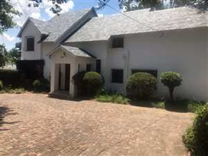 3 Bed House in Khyber Rock