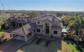 4 Bedroom House in Midstream Estate