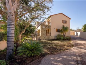 4 Bed House in Kyalami Hills