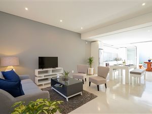 2 Bedroom House in Bo-Kaap
