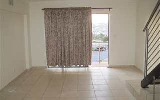3 Bedroom Apartment in Barbeque Downs