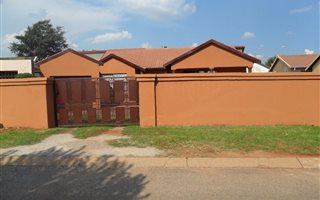 3 Bedroom House in Marimba Gardens