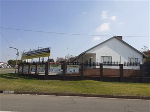 Commercial space in Ontdekkers Park