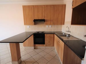 2 Bed Apartment in Silver Lakes