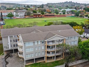 3 Bed Apartment in West Hill