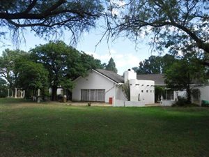 1266.6 ha Farm in Kroonstad