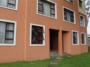 1 Bed Flat in Amalinda