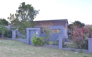 3 Bedroom House in Amalinda