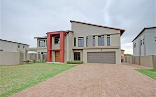 4 Bedroom House in The Meadows at Hazeldean