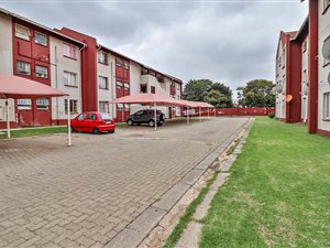 2 Bed Townhouse in Kempton Park Central