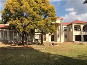 4 Bed House in Waterkloof