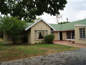 4 Bedroom House in Bordeaux