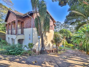 6 Bed House in Tongaat Central