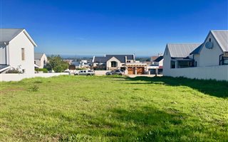 800 m² Land available in Schonenberg Estate