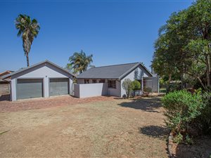 3 Bed House in The Reeds
