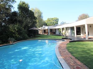 4 Bed House in Elma Park