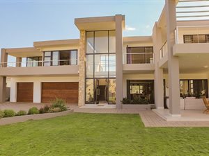 5 Bed House in The Ridge Estate