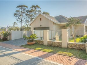 3 Bed House in Wedgewood Golf Estate