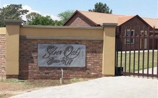 2 Bedroom Townhouse in Riversdale