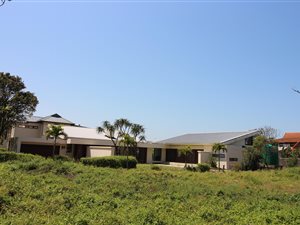 1205 m² Land available in Zinkwazi Beach