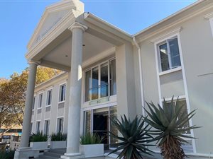 358 m² Commercial space in Dunkeld