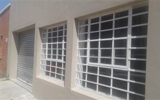 120 m² Commercial space in Sydenham