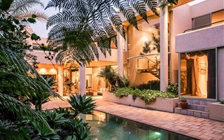 6 Bedroom House in Bryanston