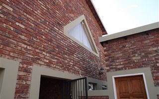 3 Bedroom Townhouse in Flamwood