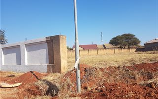 500 m² Land available in Hesteapark