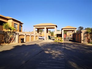 2 Bed Apartment in Ravenswood