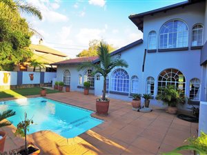 6 Bed House in Eldo Park