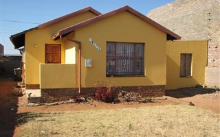 3 Bedroom House in Kagiso