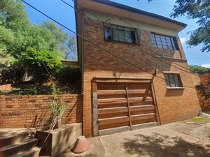 3 Bed House in Bezuidenhout Valley